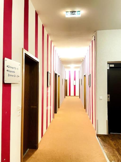 Fewo 20 - Appartement Im Rottalblick - Youngmodern Wohnen, Tiere Willkommen, Bademantelgang Zur Therme, Tv Und Balkon Bad Griesbach (Bavaria) Zewnętrze zdjęcie